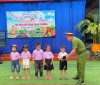 CÔNG AN XÃ THANH YÊN PHỐI HỢP VỚI TRƯỜNG MẦM NON NOONG LUỐNG TUYÊN TRUYỀN AN TOÀN GIAO THÔNG CHO TRẺ MẦM NON