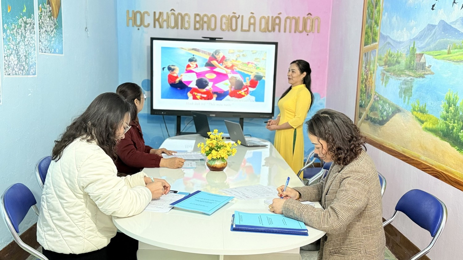 cb293cce6172ee2cb76328